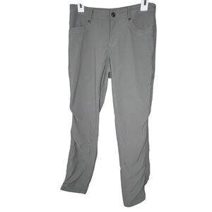KUHL Sage Green Straight Leg Chino Lightweight Hiking Outdoor Women’s Sz 6Short